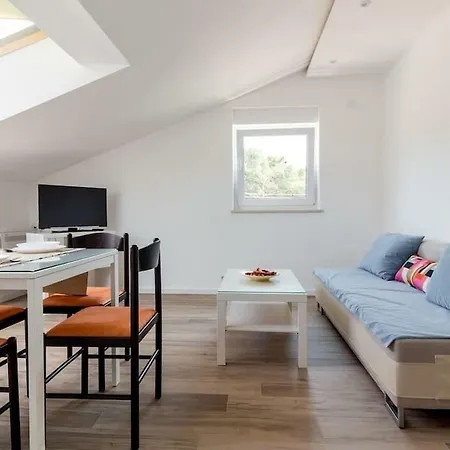 Apartament House