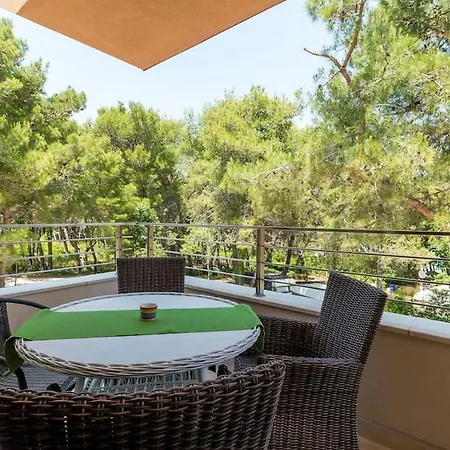 House Apartament *