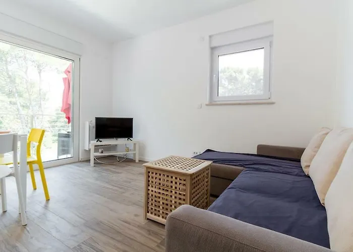 House Apartman *