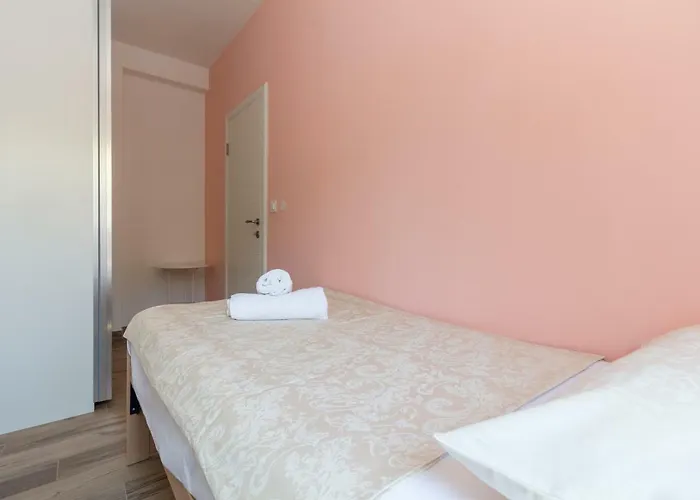 House Apartman