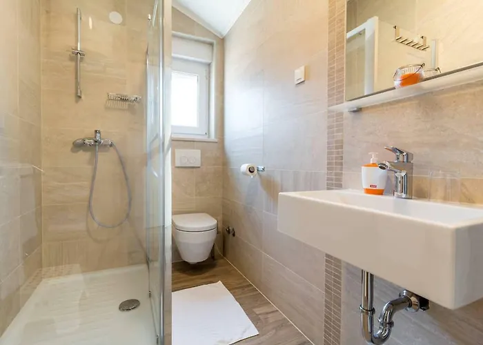 Apartman House *